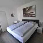 Sandra