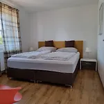 Sandra Apartment *
